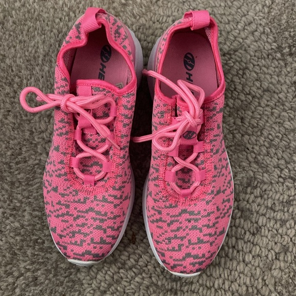 Heelys shoes! Minimal wear! - Picture 2 of 7